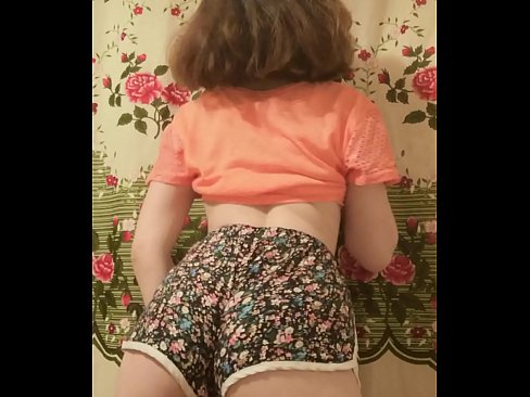 ❤️ Sexy jonge babe dy't har koarte broek op 'e kamera útstrielet ❤️❌ Porno vk by porno fy.pornoxlxx.ru ❌️❤